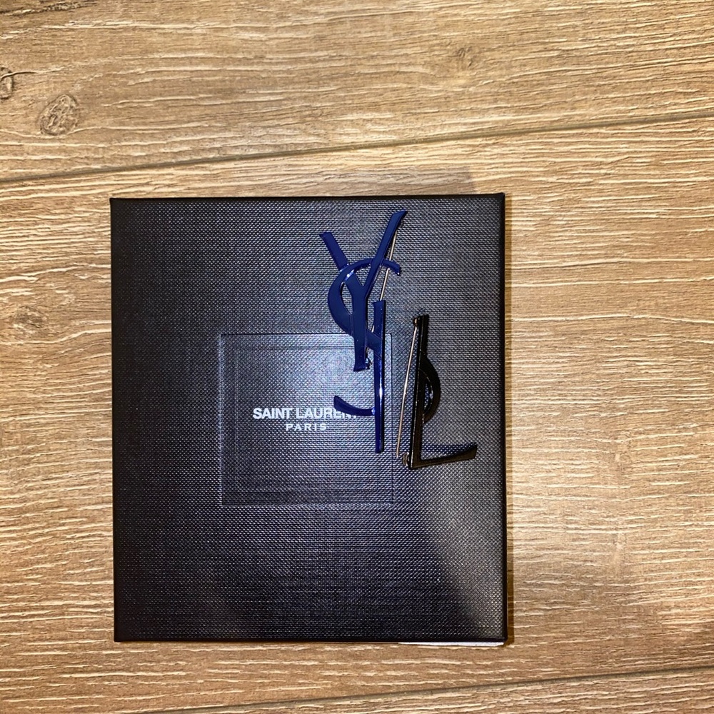 Ysl pin